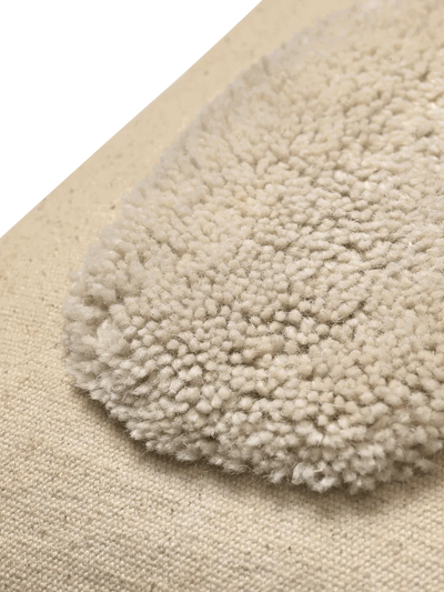 Lay Cushion Sand/Off-white
