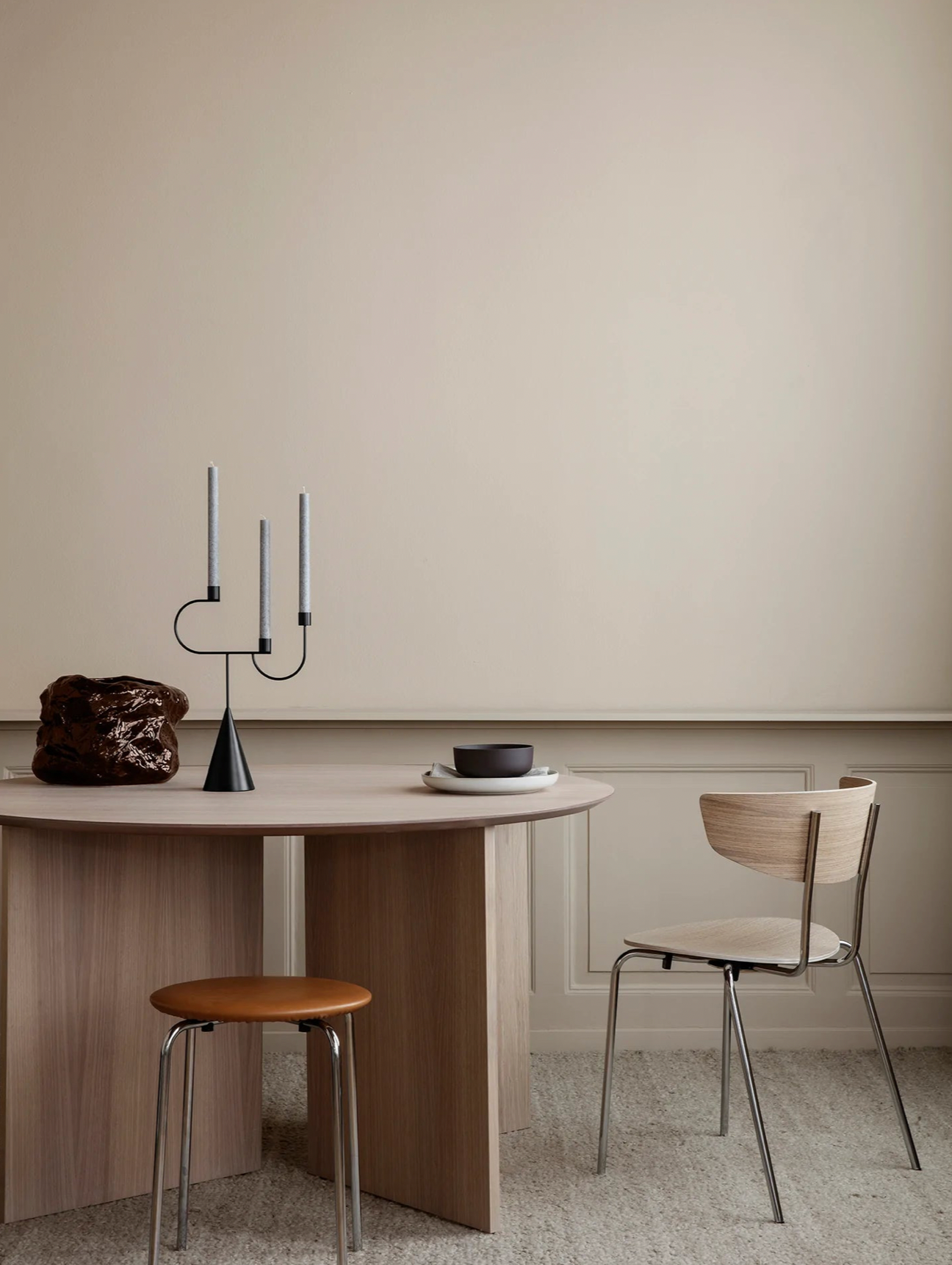 Avant Candelabra Black