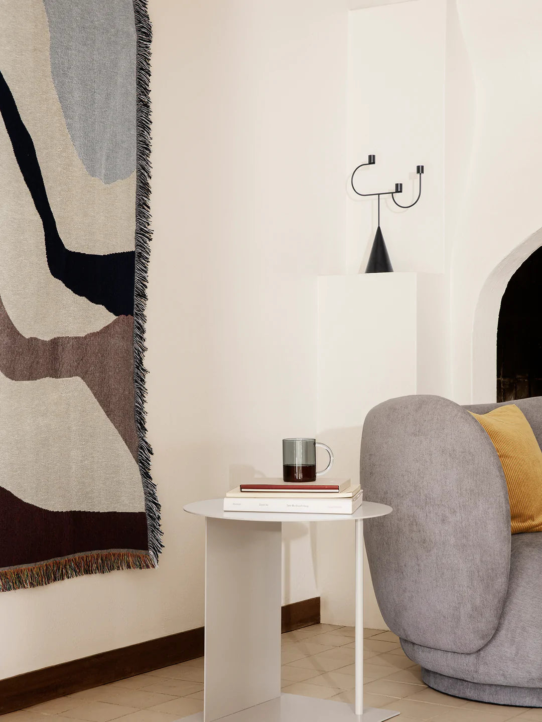 Avant Candelabra Black