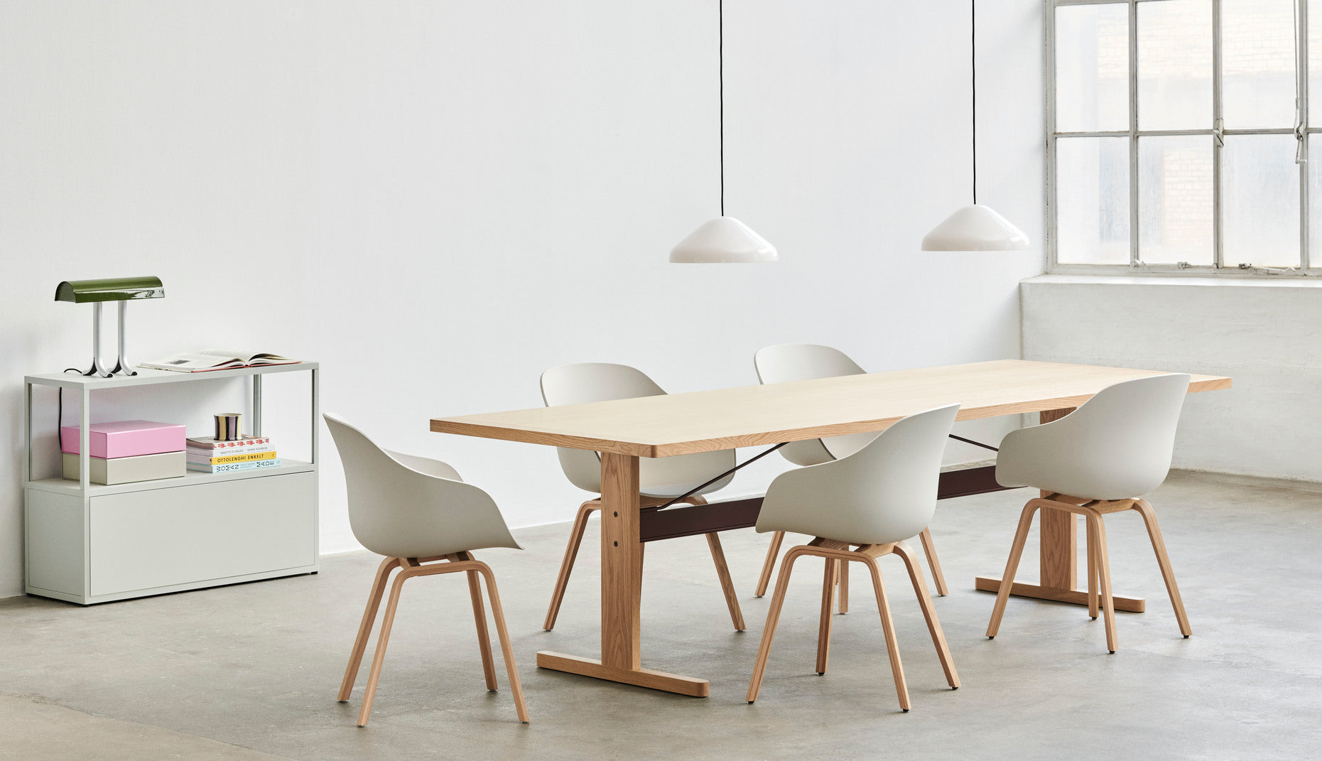 About A Chair AAC 222