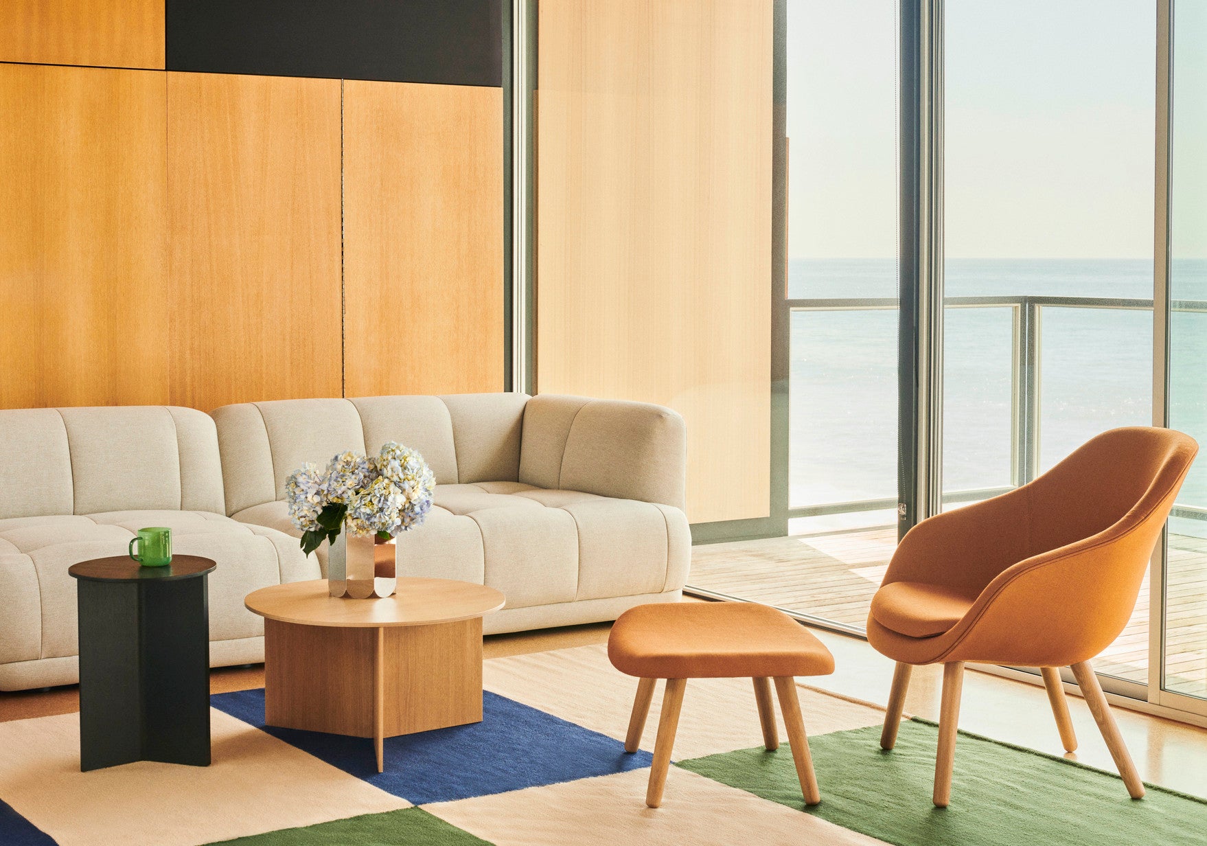 Slit Table Wood / Round