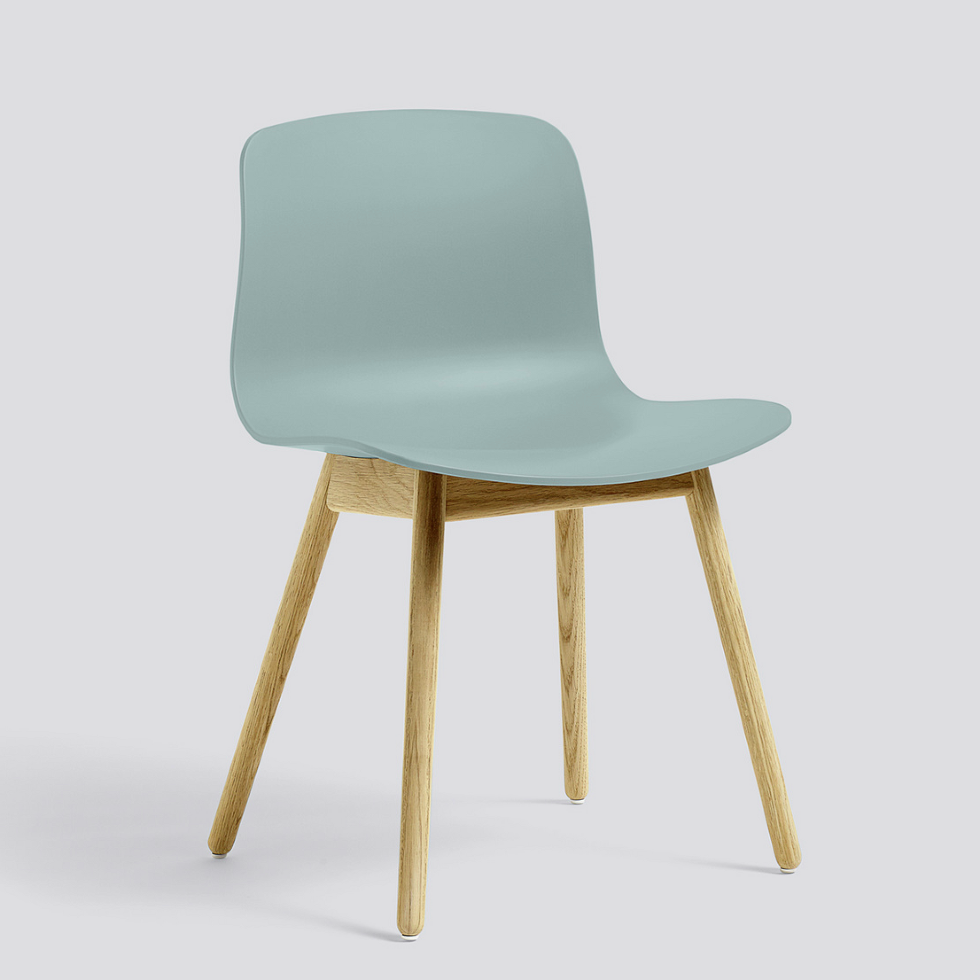 About A Chair AAC 12