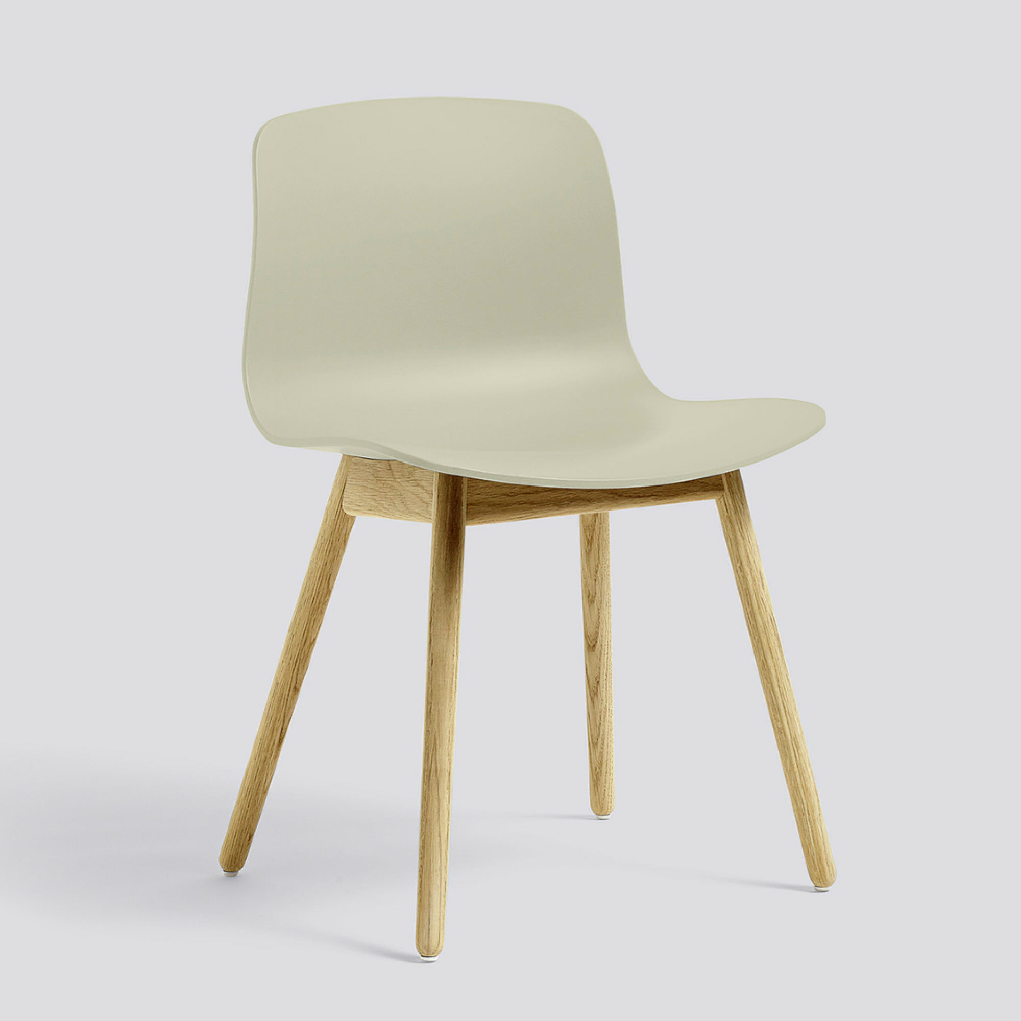 About A Chair AAC 12