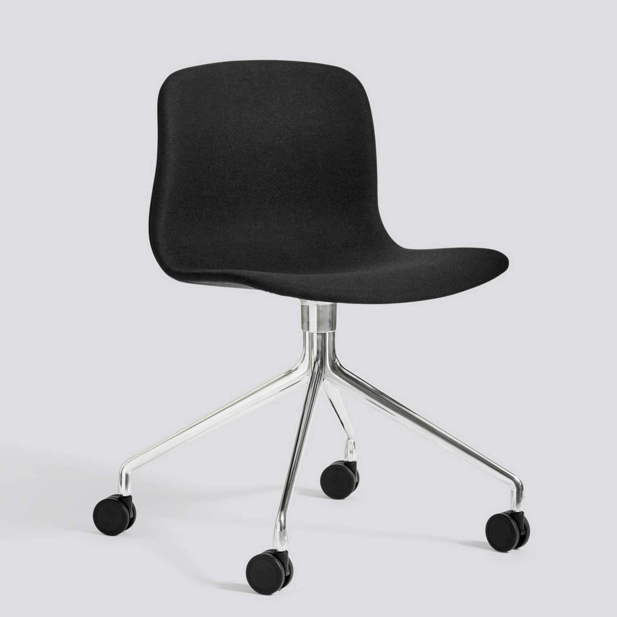 About A Chair AAC 15