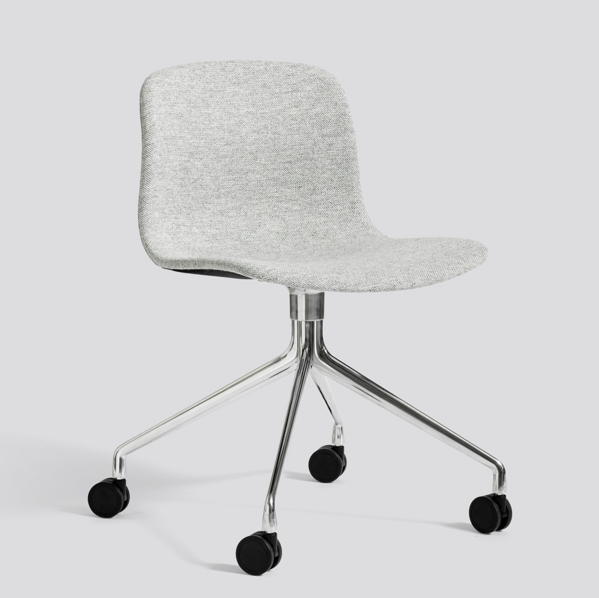 About A Chair AAC 15