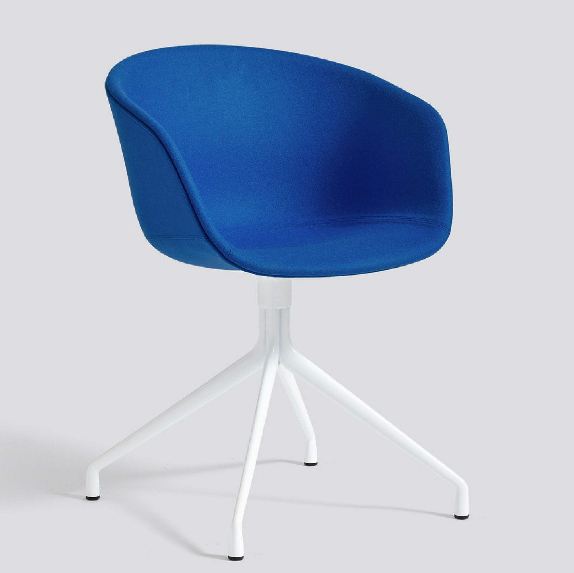 About A Chair AAC 21