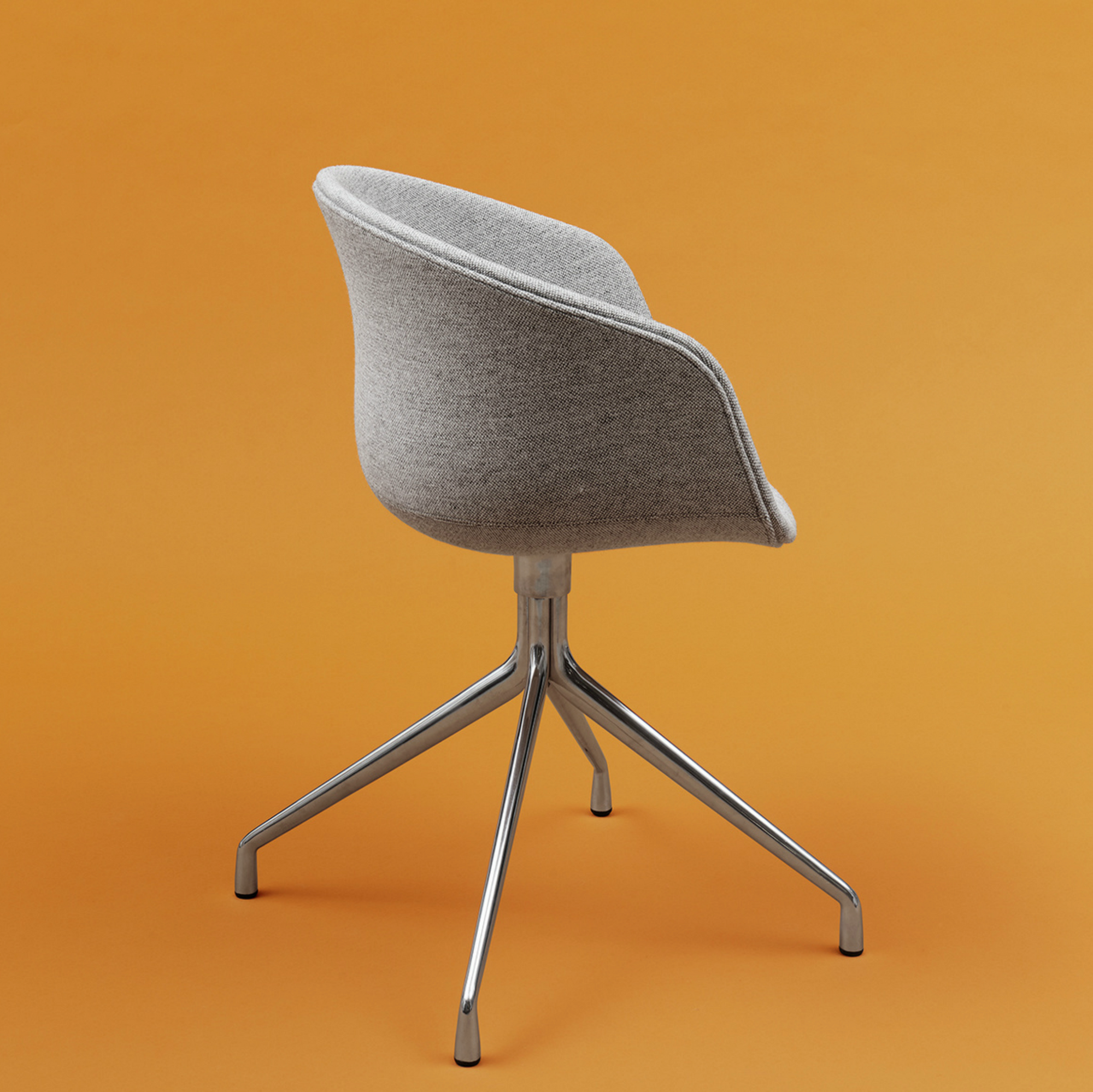 About A Chair AAC 21