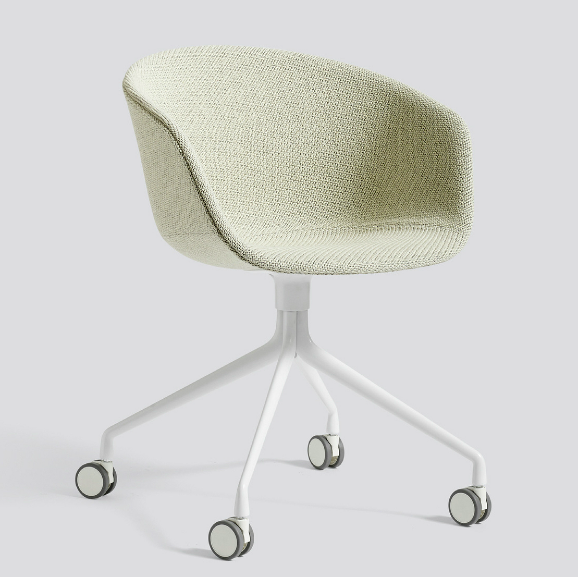 About A Chair AAC 25