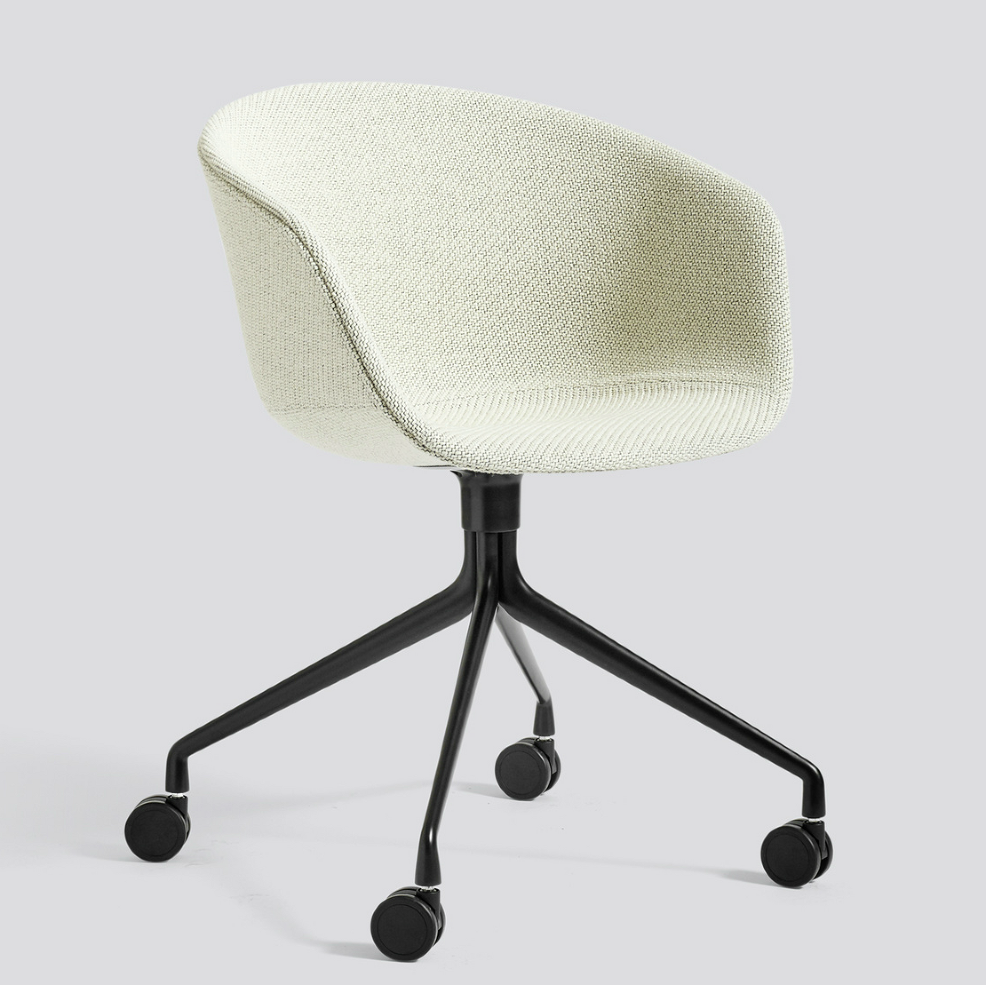 About A Chair AAC 25