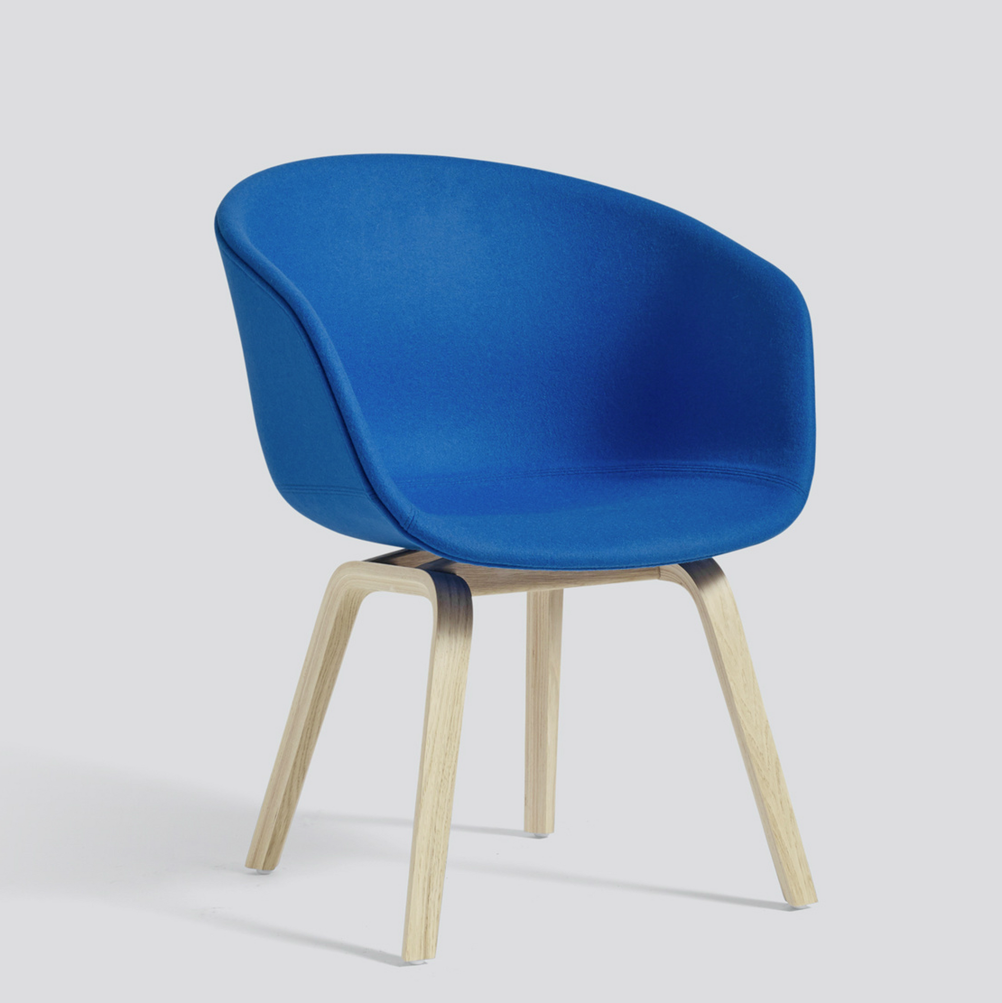 About A Chair AAC 43 Low