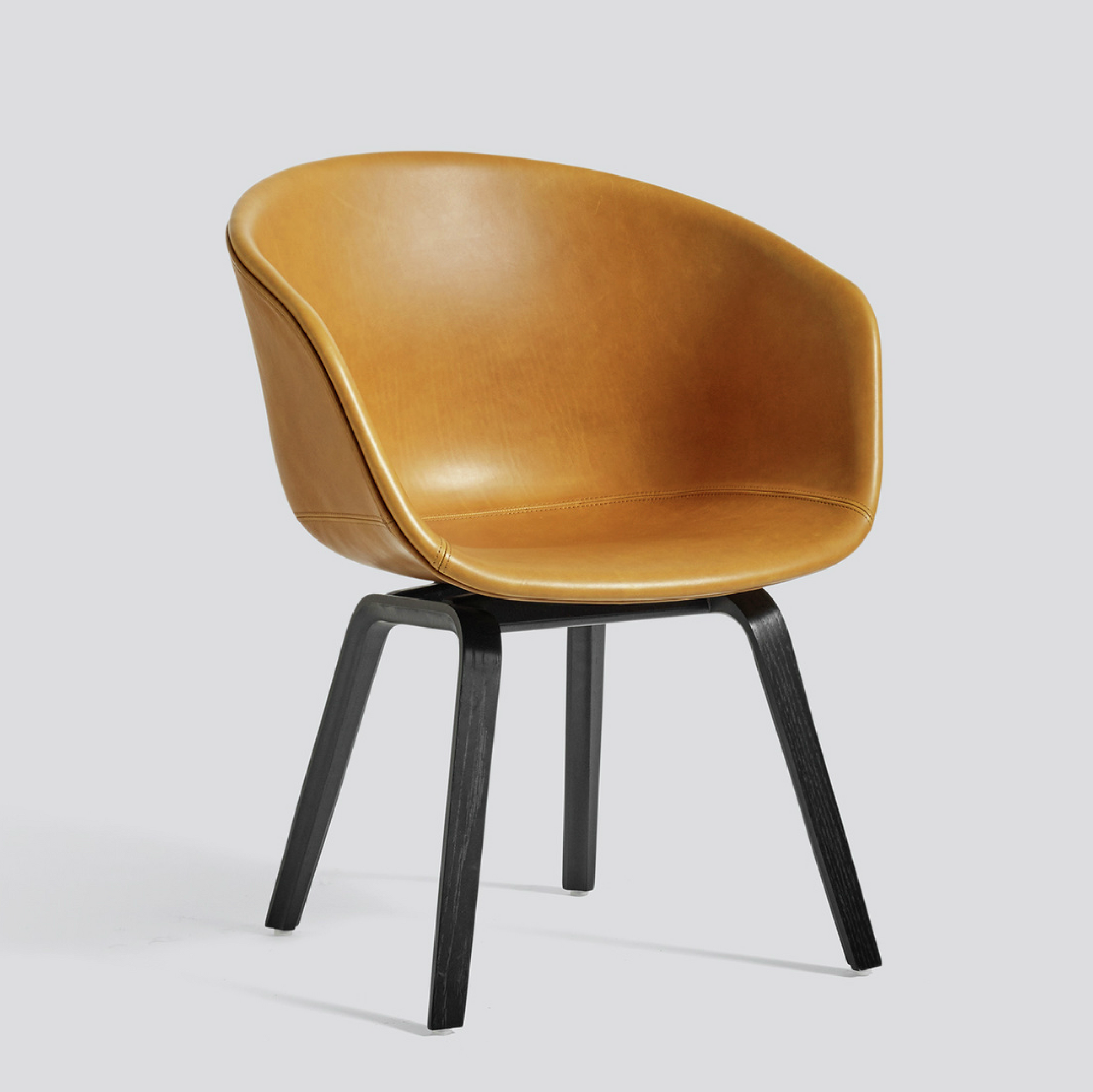 About A Chair AAC 43 Low