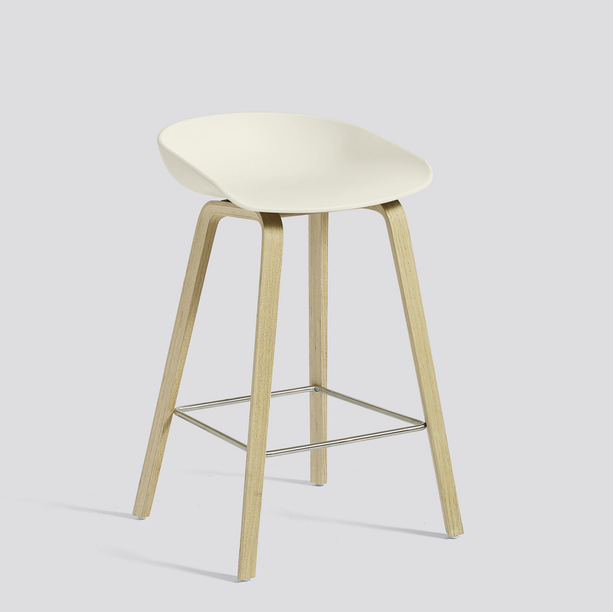 About A Stool AAS 32 Low