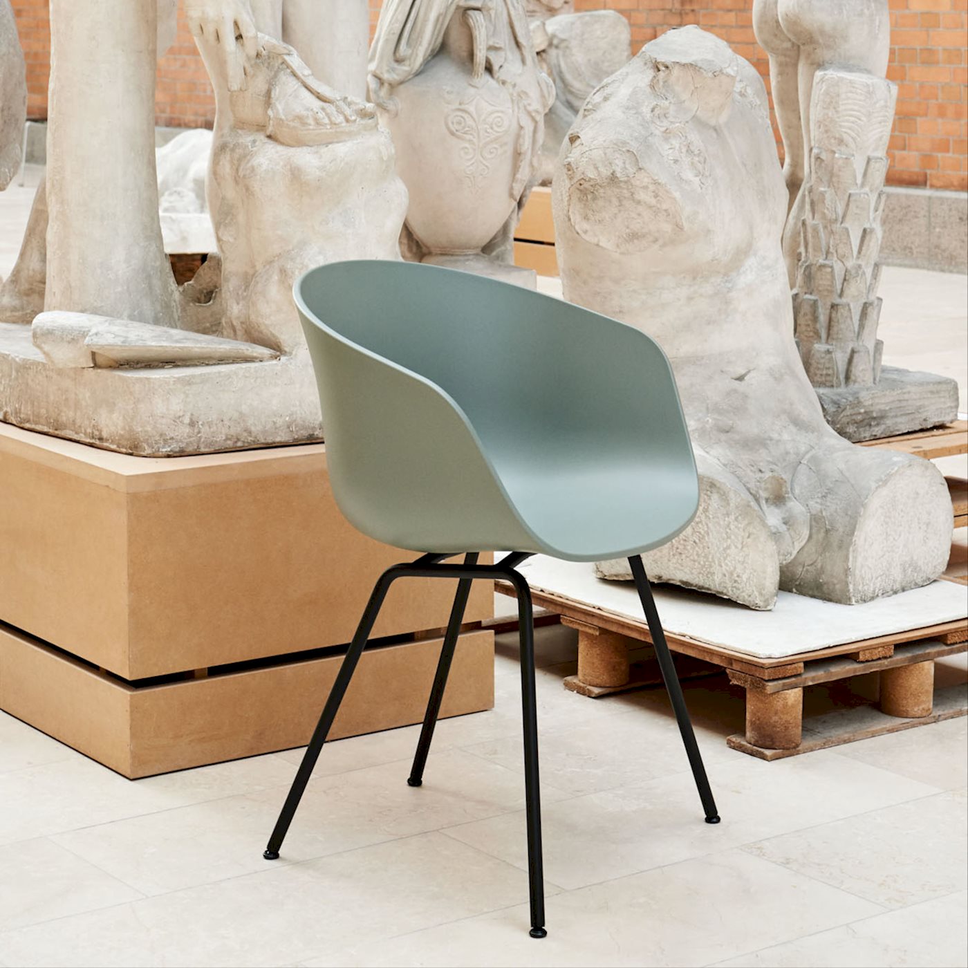 About A Chair AAC 26