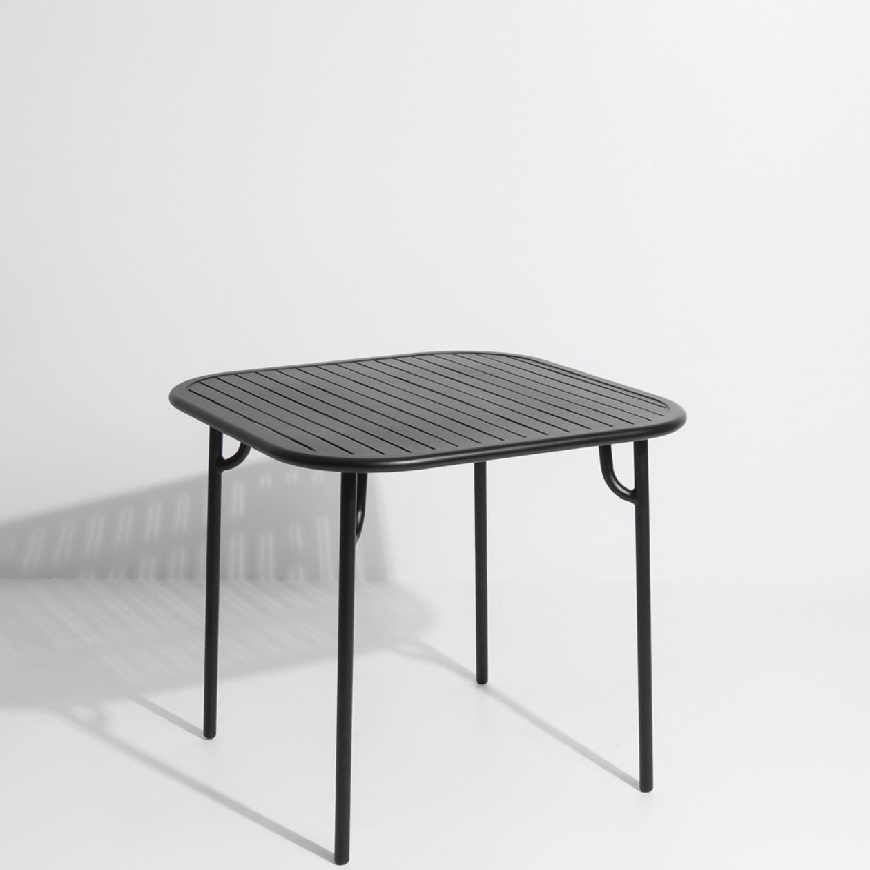WEEK-END Square Table